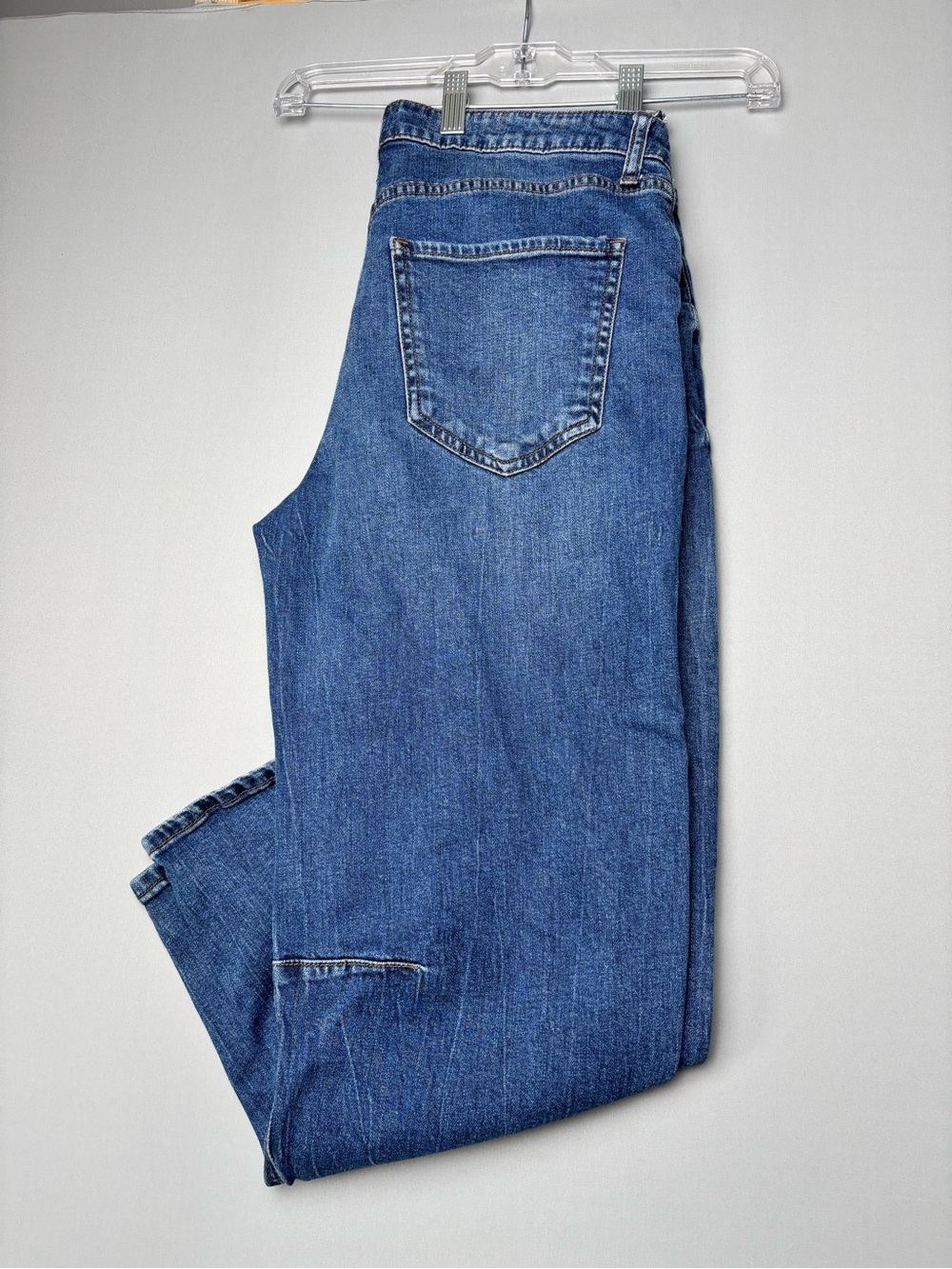 KUT From The Kloth Ashley Slouchy Barrel Jeans Size 8 High Rise Cropped Denim